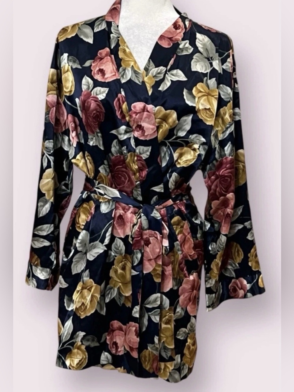 Victoria's Secret Women's Short Robe Floral Satin Long Sleeve one size sexy